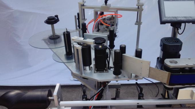 د ډبل اړخونو یا واحد اړخ 220V 1.5HP 50 / 60HZ لپاره د پلاستيکي ټاګ لیبل کولو ماشین