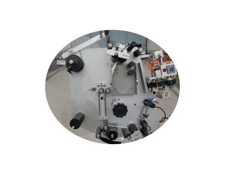 10ML کوچني بوتل لیبل کولو ماشین د سند ډبل پرت لیبل سټیکر سره