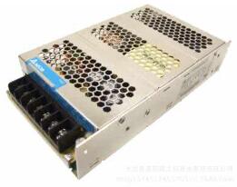 د اوول ، ګردي ، اوبو لپاره د بشپړ اتوماتیک خود چپک لیبل غوښتنلیک تجهیزات د دوه اړخ اړخ سټیکر لیبل کولو ماشین