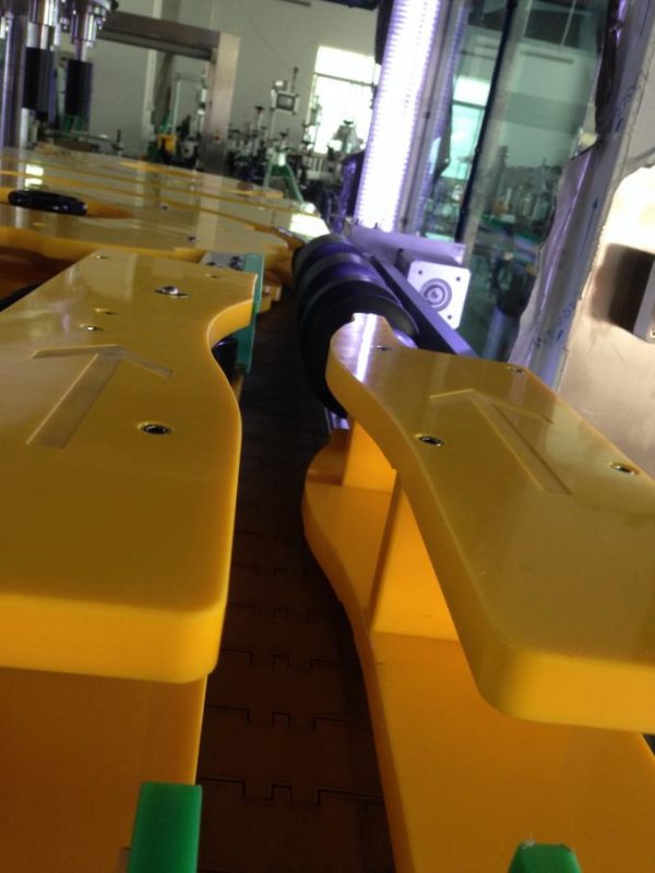 د لوړ تولید وین / بییر بوتل لیبل کولو ماشین ، ګرد بوتل لیبلر