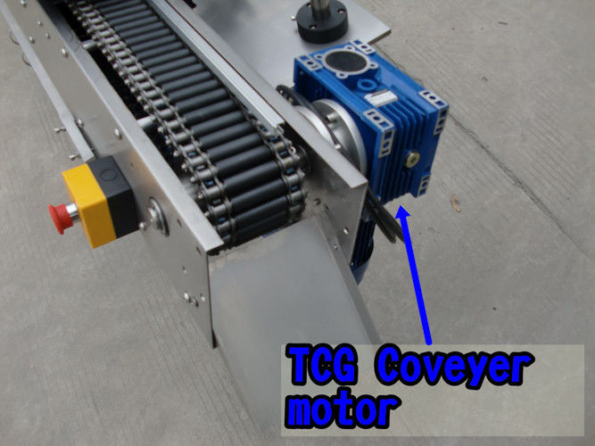 د لوړ کیفیت انٹیلجنټ کنټرول ځان چپکونکی سټیکر وایل لیبل کولو ماشین د زباني مايع بوتل لپاره