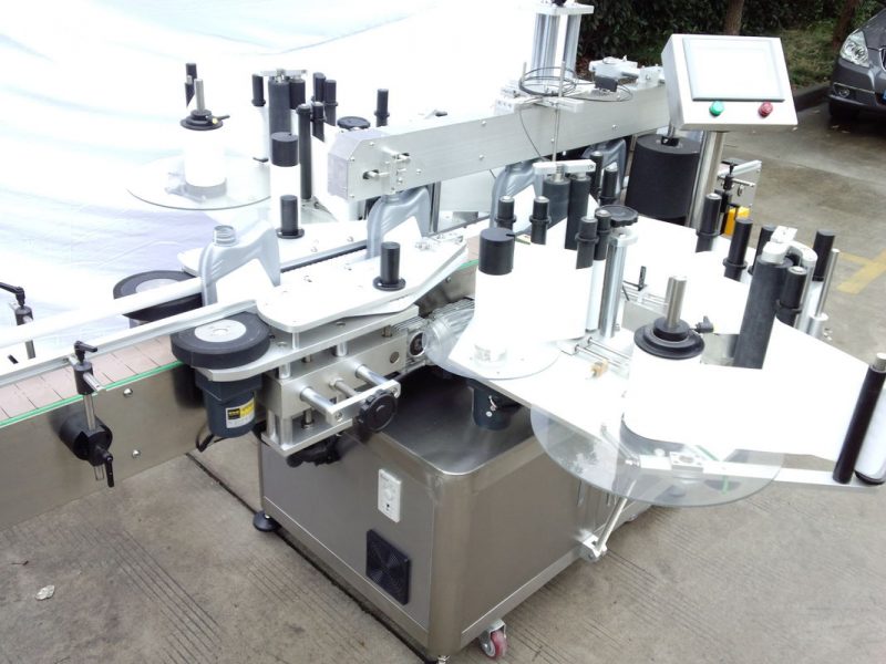 د چین CE تصدیق اتومات بوتل لیبل کولو تجهیزات د شیشې بوتل ډبل اړخ سټیکر عرضه کونکی